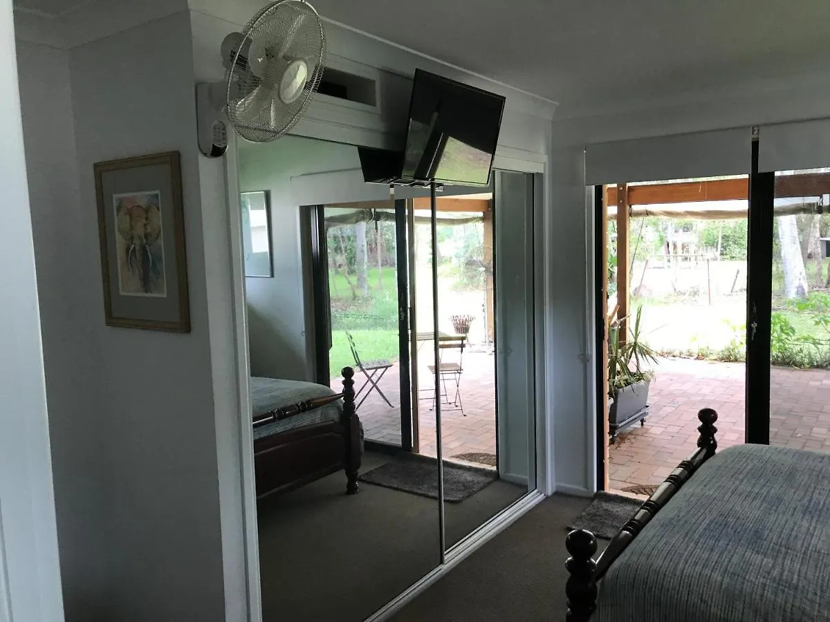 Bed & Breakfast Noosa Lake Weyba Weyba Downs